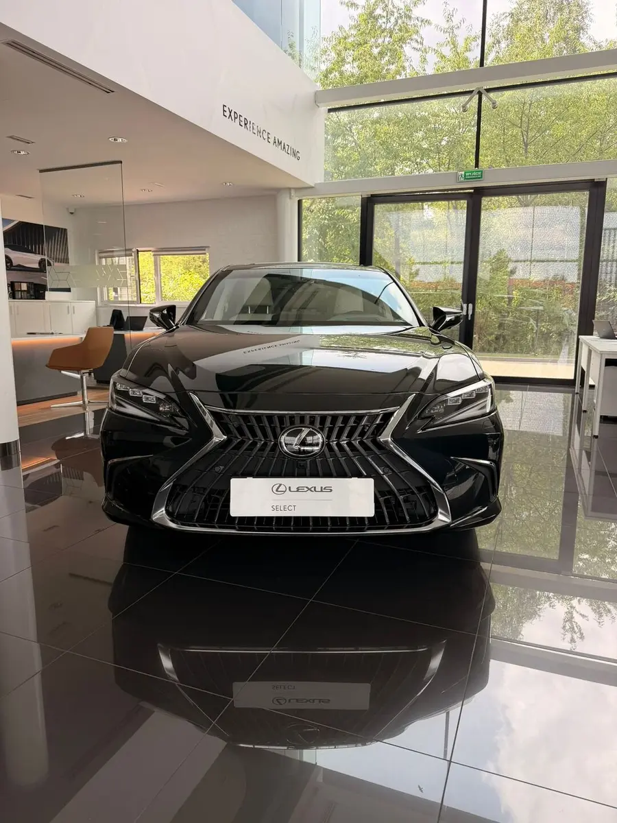 Lexus ES Lexus ES300h Omotenashi, Salon Polska, Bezwypadkowy, 500 km przebieg 2025