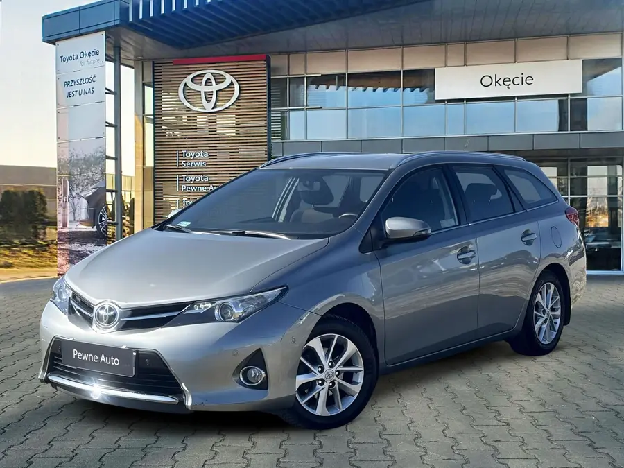 Toyota Auris 1.6 Premium Comfort + NAVI Kombi 2014