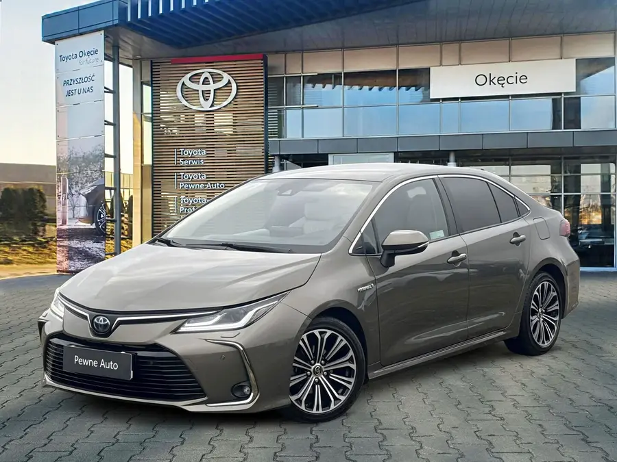 Toyota Corolla 1.8 Hybrid Executive Sedan, VAT marża 2019