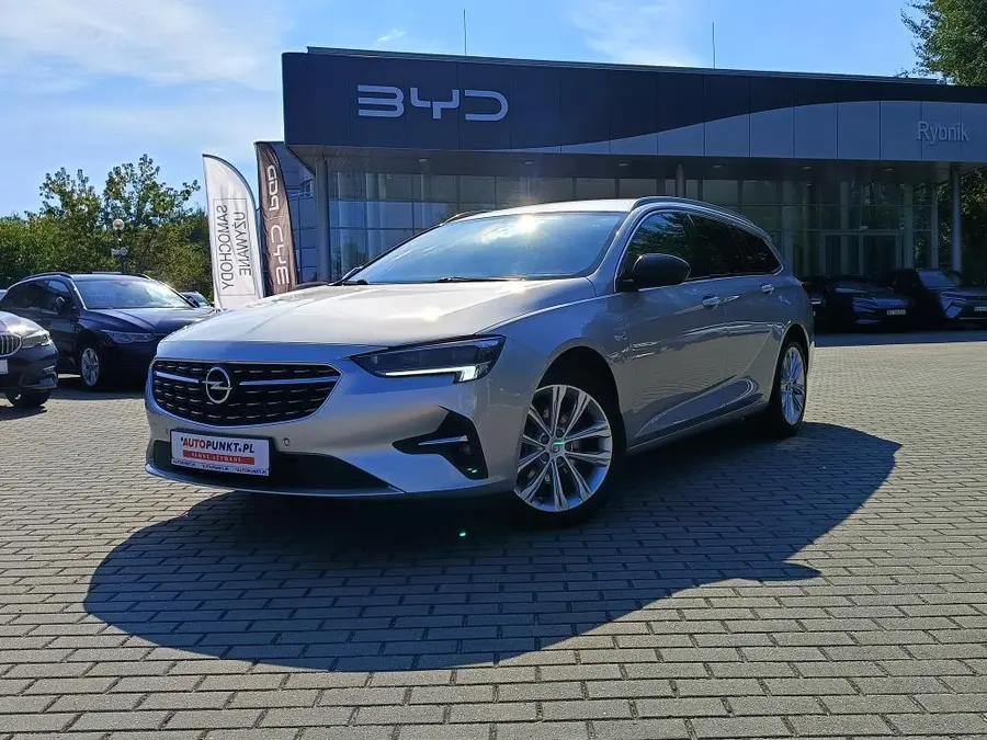 Opel Insignia Business Elegance 2021