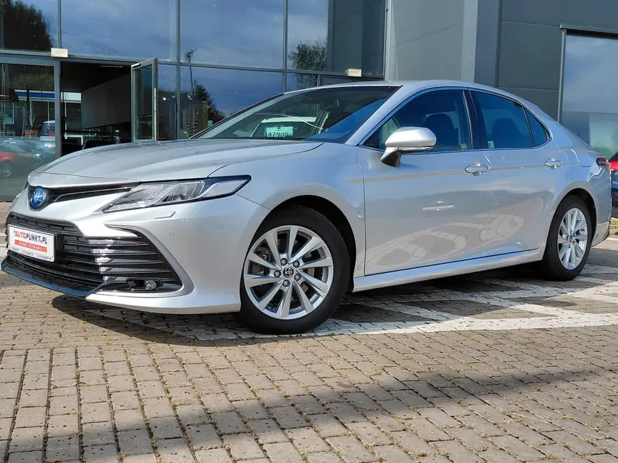 Toyota Camry Comfort 2.5hev 218KM 2023
