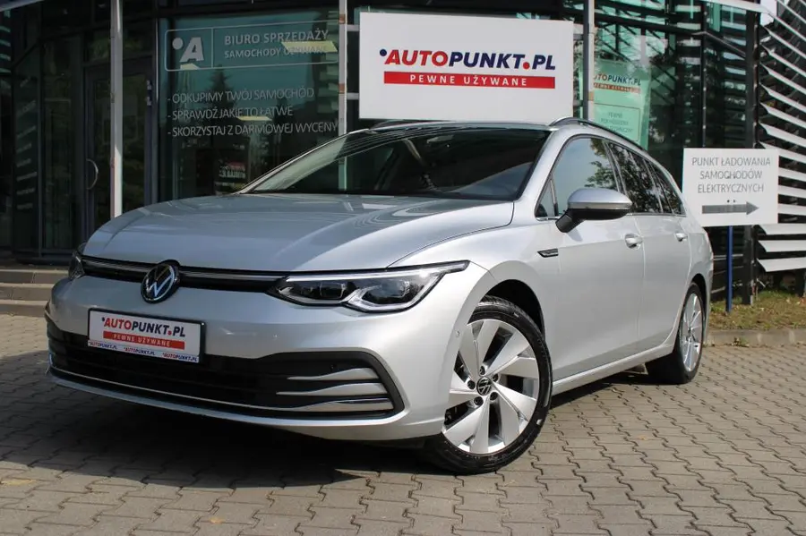 Volkswagen Golf STYLE 2023