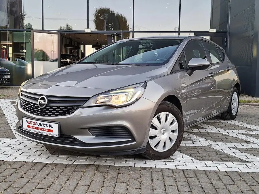 Opel Astra Essentia 1.4 100KM * 2016