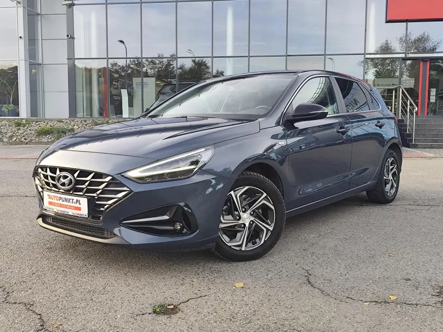 Hyundai i30 Smart + Led 1.5 T-GDI 7DCT 48V 2024