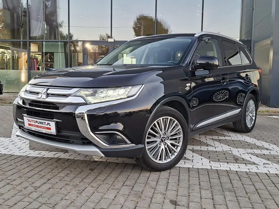 Mitsubishi Outlander INTENSE 2.0 150KM * 2016