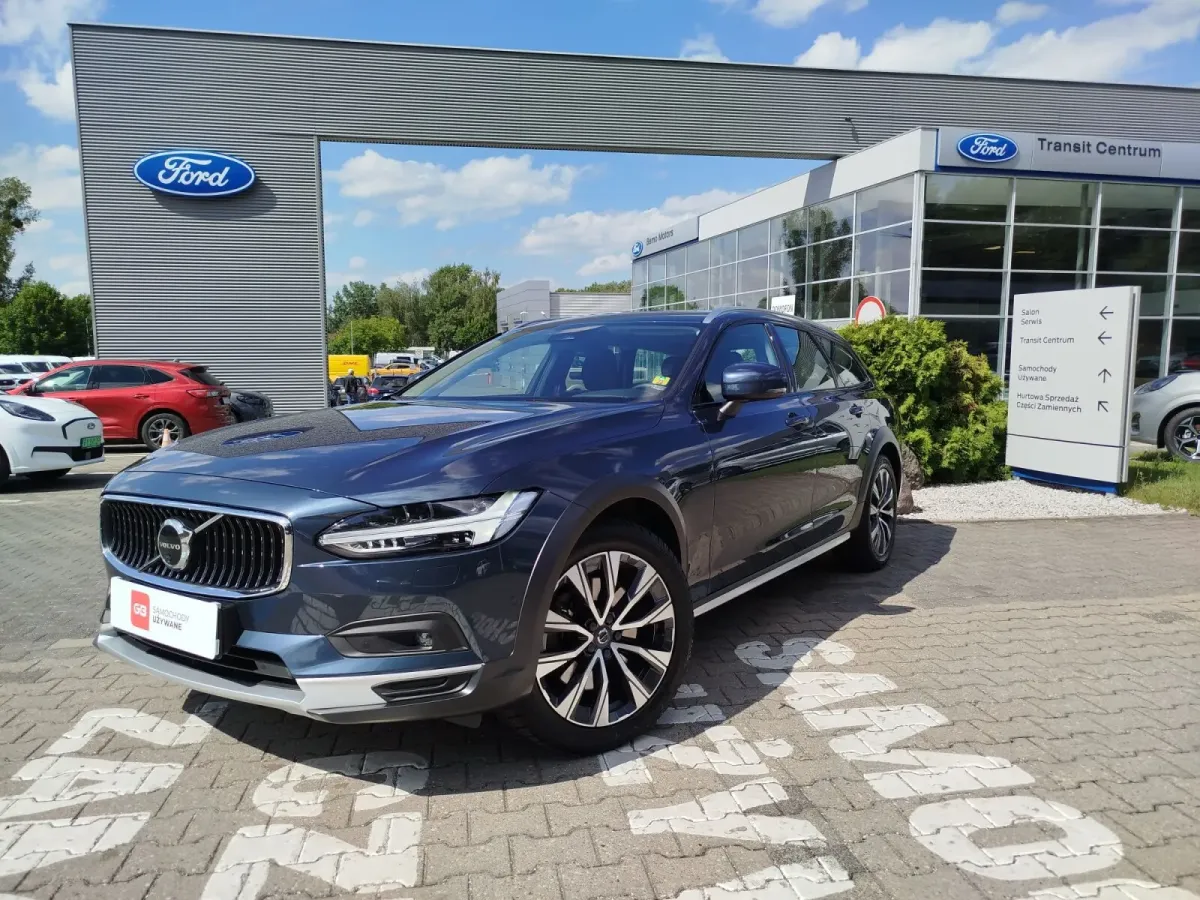 Volvo V90 Cross Country Ultimate Bright 2023