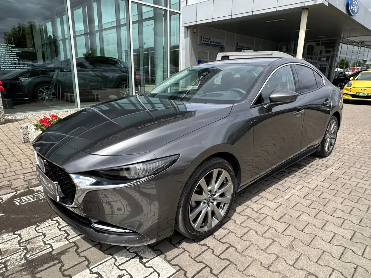 Mazda 3 Center Line + Desi 2025