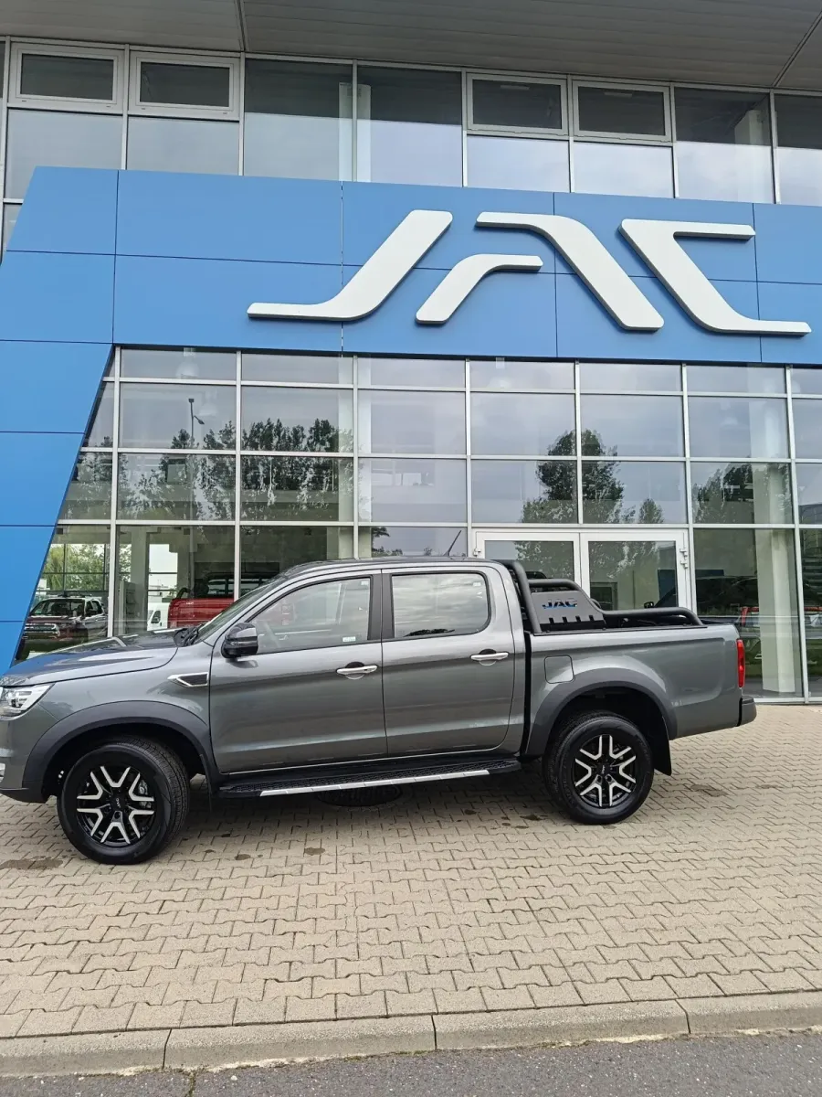 JAC T8 PRO Pickup 2,0Diesel MT 4x4 2026