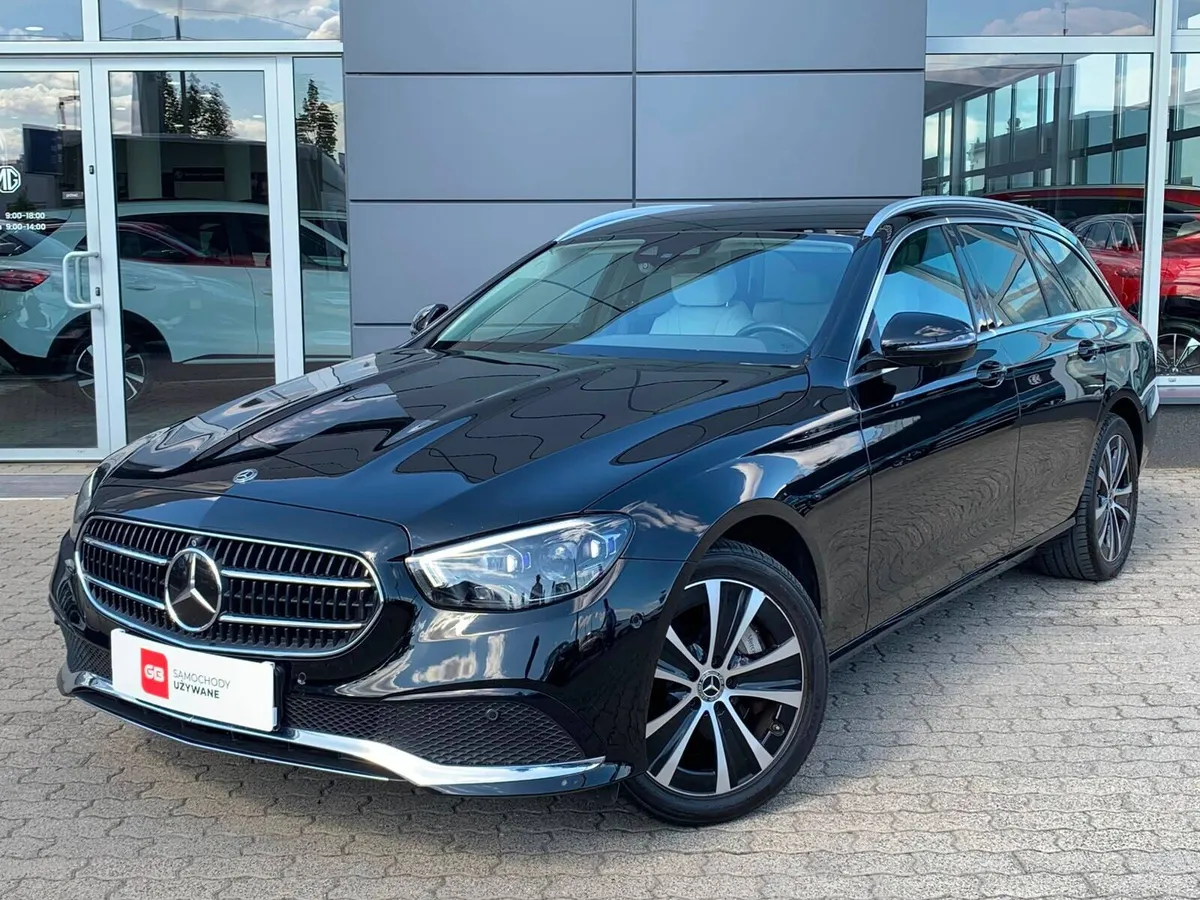 Mercedes-Benz E 300 Avantgarde 2021