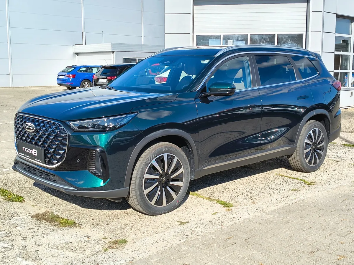 Chery Tiggo 8 PHEV Prestige (+kabel typ3) 2026