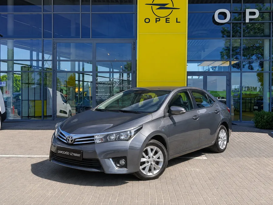 Toyota Corolla sedan 2013